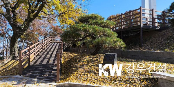김천시 성내동 충혼탑 안전데크 설치 공사_2