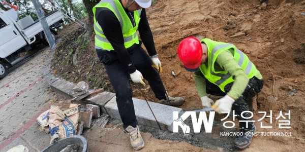 김천시 성내동 충혼탑 안전데크 설치 공사_6