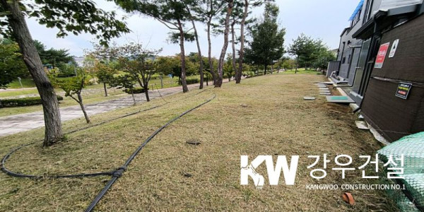 김천시 율곡동 안산공원 서낭댕이 공원 잔디관리공사 2차 예초 작업_4